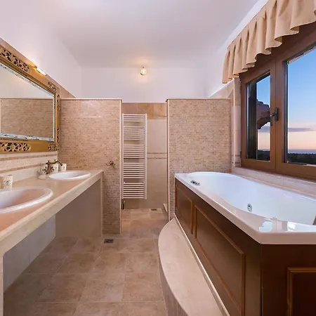 וילה Butterfly With Stunning Sea And Valley Views