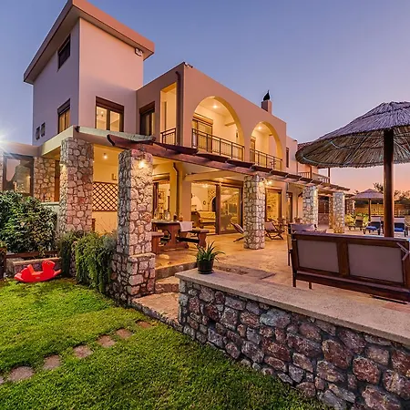 Butterfly With Stunning Sea And Valley Views *