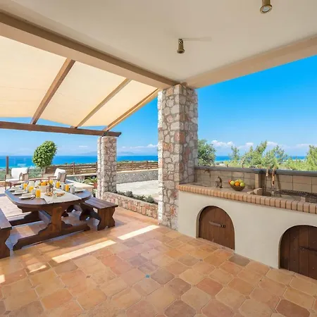 Butterfly With Stunning Sea And Valley Views וילה Theológos